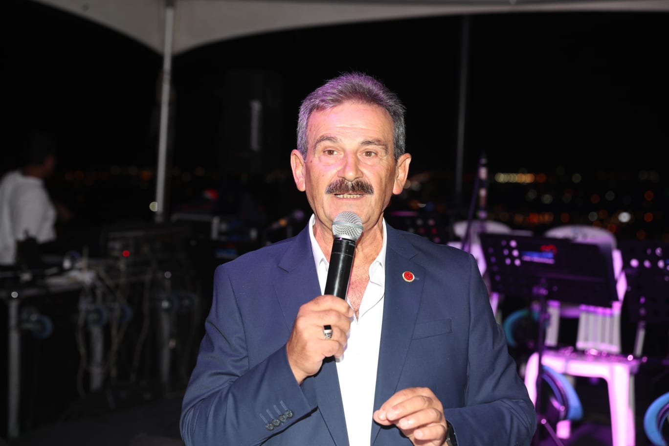 Akçakoca Mahallesi Muhtari Mehmet Sahin