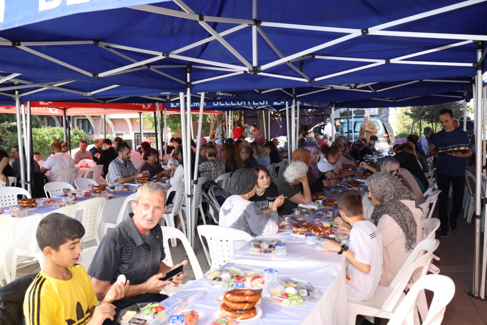 Başkan Hürriyet’ten Kapanca Sokak sakinlerine festival teşekkürü (6)