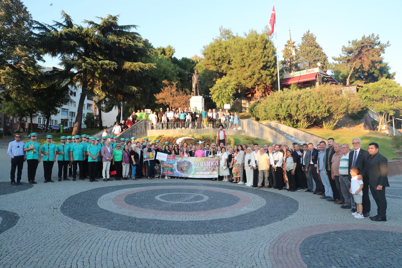 Hürriyet tüm Izmitlileri Kapanca Sokak Festivaline davet etti (2)