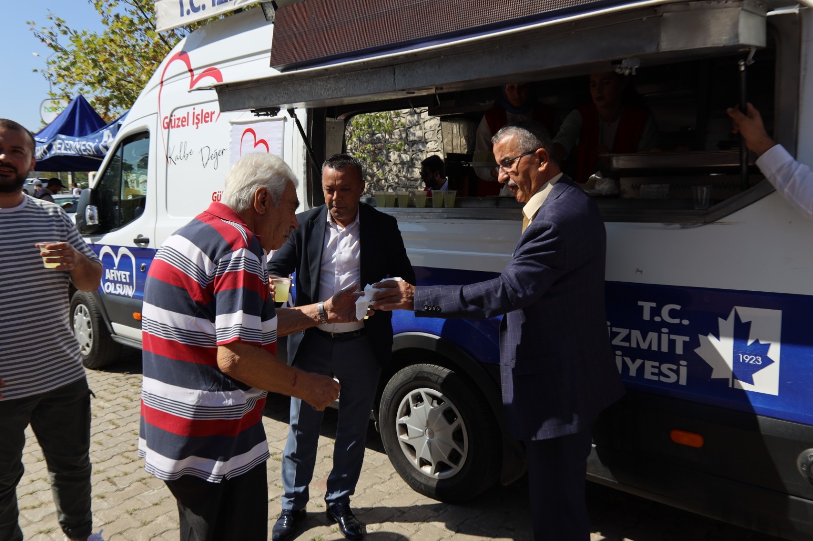 Izmit Belediyesi Ayaztepe Camii cemaati ile bulustu (11)