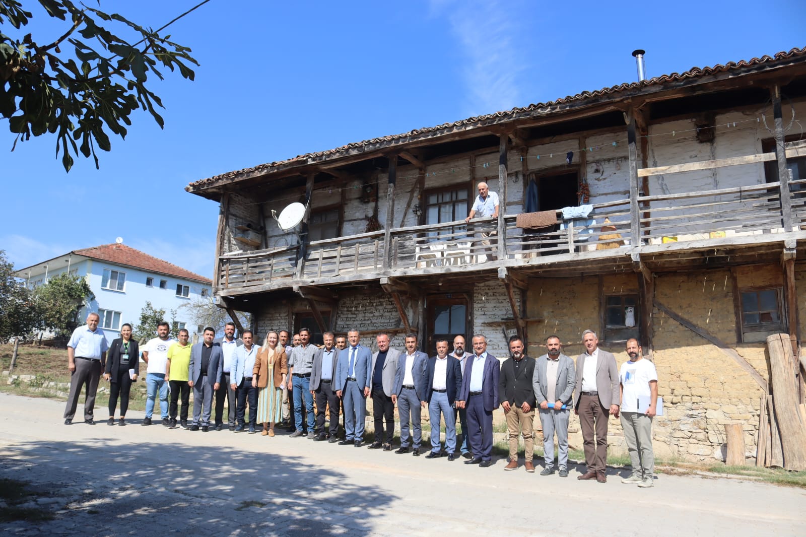 İzmit Belediyesi, Bağlıca Köyü’nde ihtiyaçları yerinde inceledi (1)