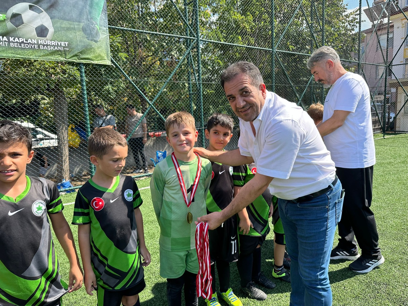 İzmit Belediyesi Erdal Baykara’yı unutmadı (2)