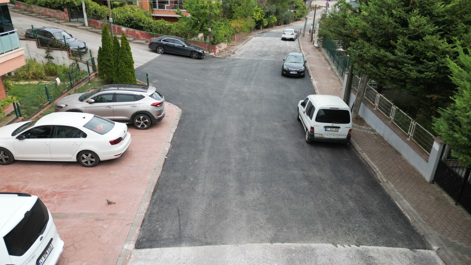 İzmit Belediyesi Orhan Mahallesindeki asfalt çalışmasını tamamladı (4)
