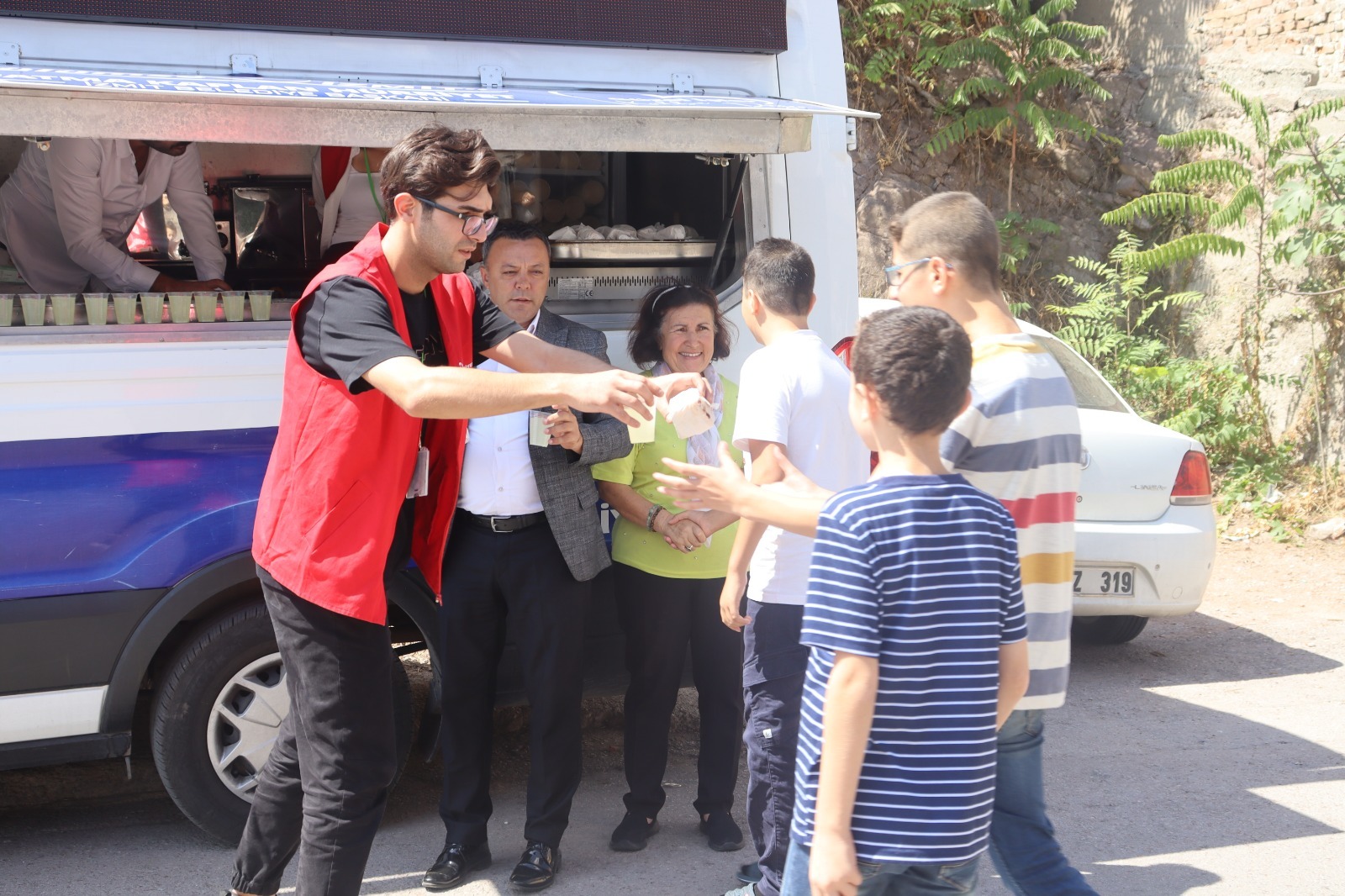 İzmit Belediyesi Topçular Yolu Camii cemaati ile buluştu (1) İzmit Belediyesi Topçular Yolu Camii cemaati ile buluştu (1)