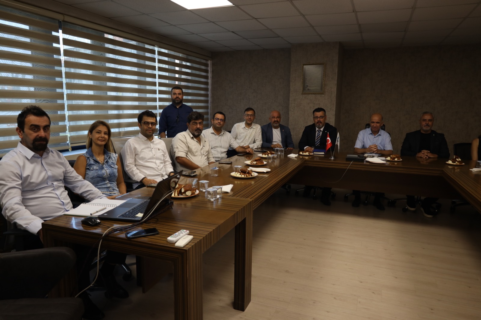İzmit Belediyesi akademik odalarla yer tahsisi konusunu görüştü (3)