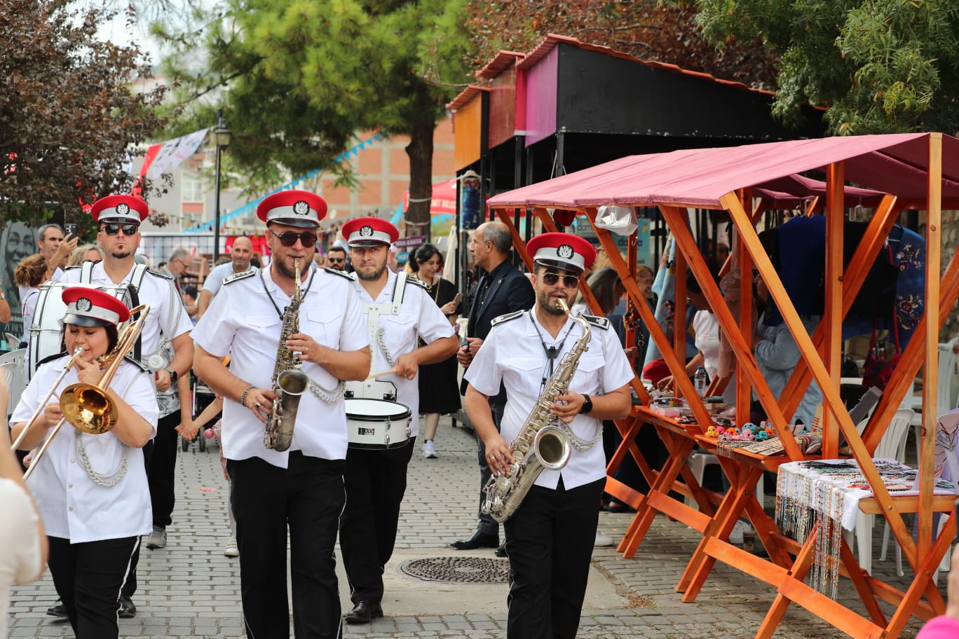 Kente yeni bir ruh, yeni bir dokunus Izmit'ten bir `Kapanca Sokak Festivali' geçti (12)