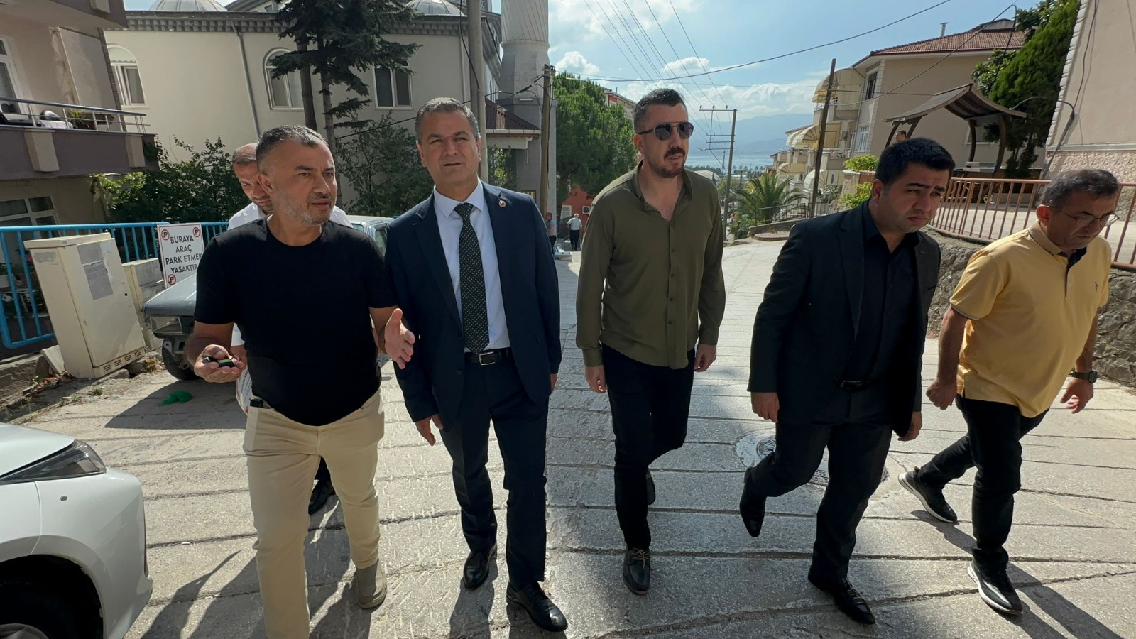 Vatandaş talep ediyor, İzmit Belediyesi çözüyor (6)