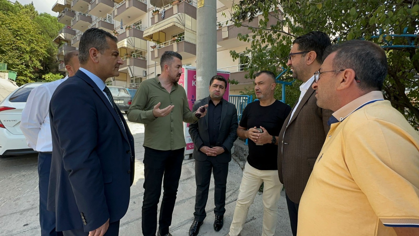 Vatandaş talep ediyor, İzmit Belediyesi çözüyor (8)