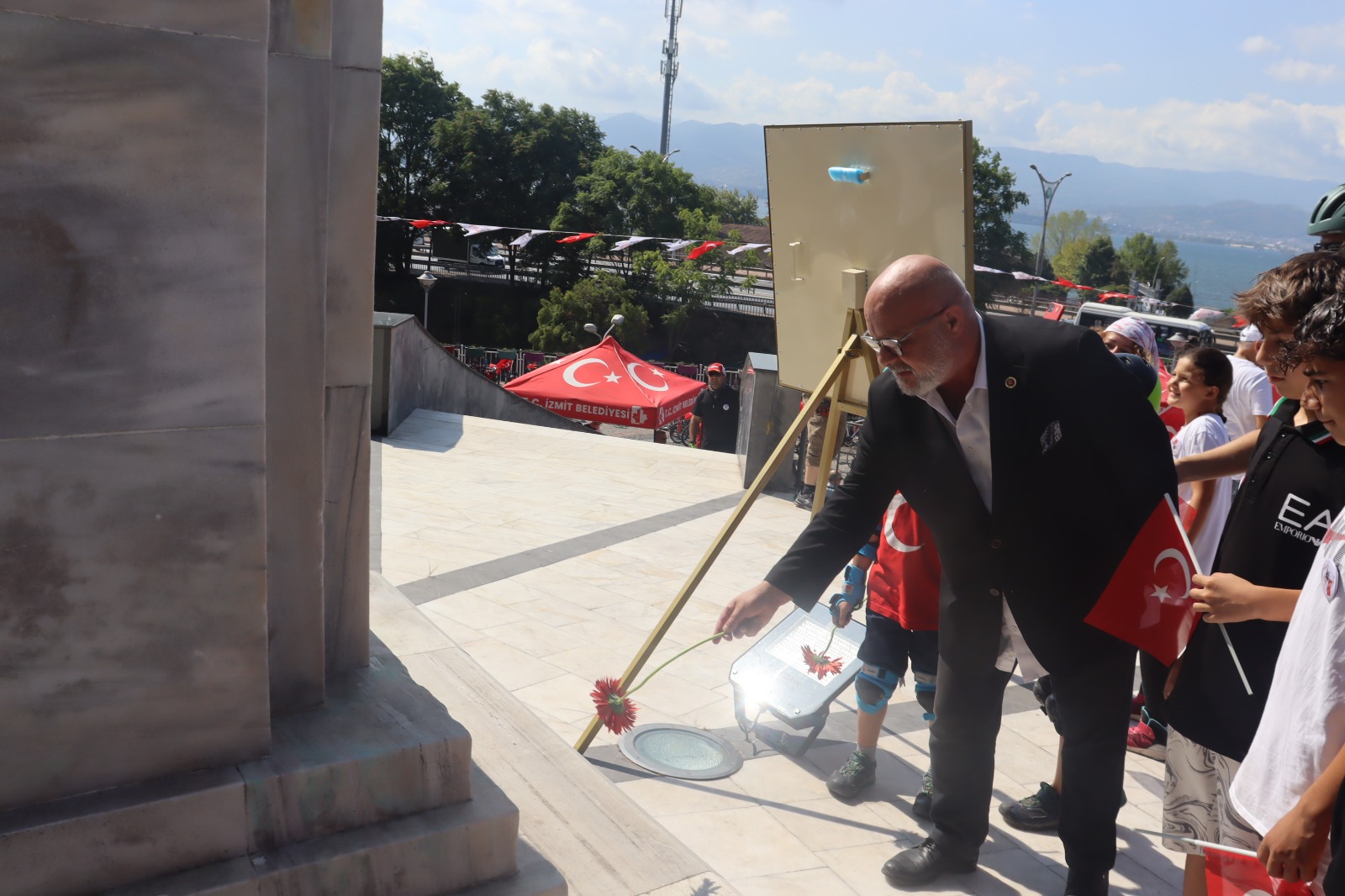 Zafer Bayramı’nda İzmit sokaklarında coşkulu bisiklet korteji (9)