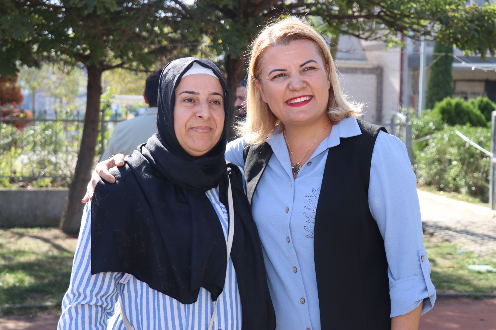 Baskan Hürriyet, din görevlileriyle Gülümse Kafe'de bir araya geldi (6)