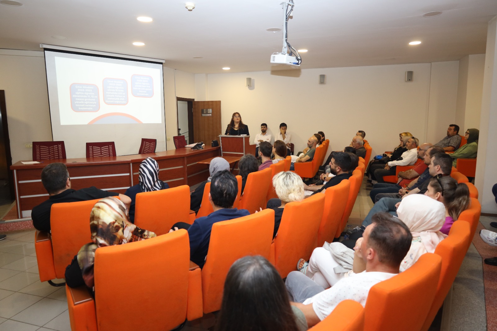 Çınar Akademi velilerle tanıştı, LGS hazırlıkları başladı (3)