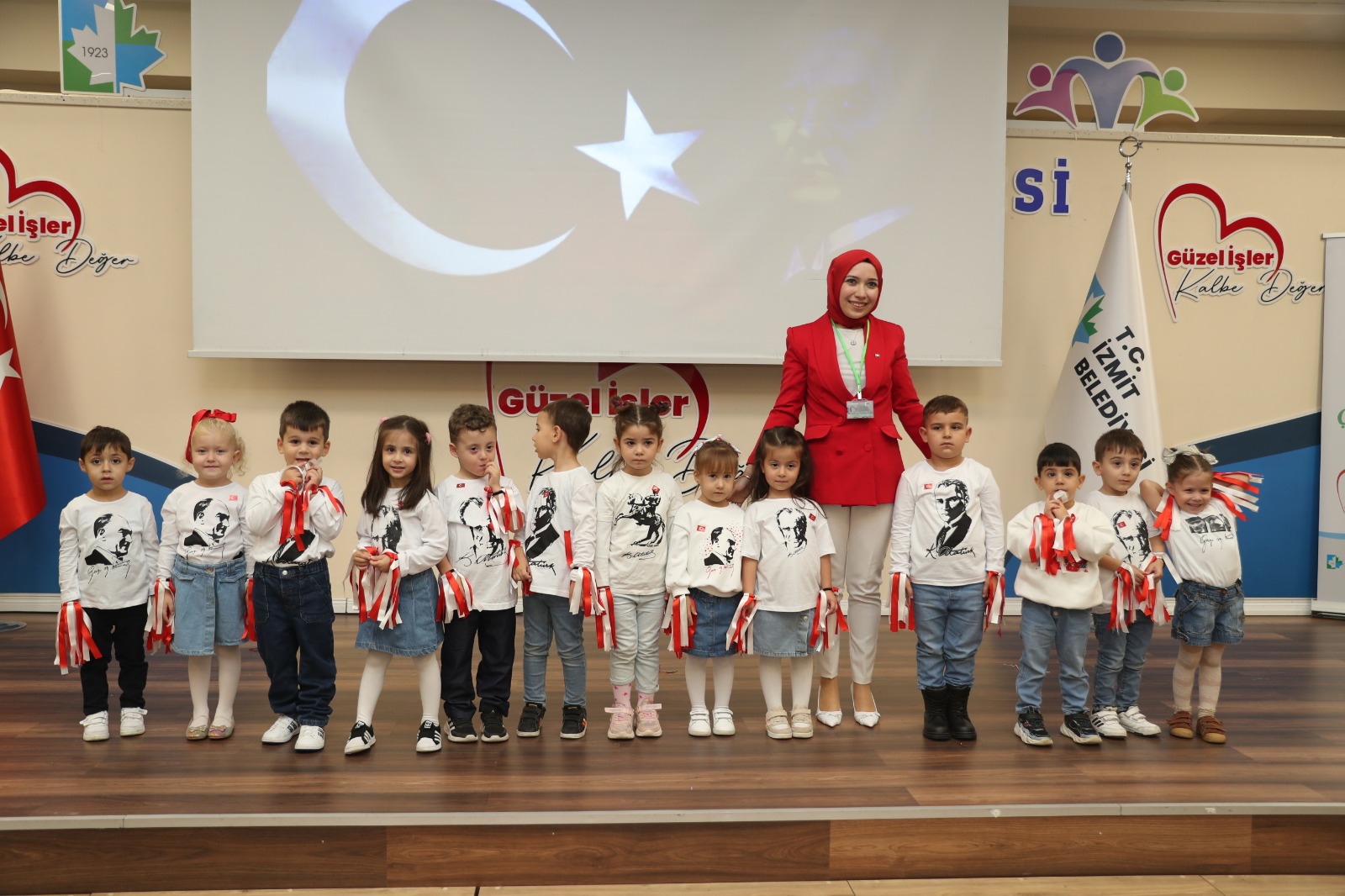 Cumhuriyetin 101’nci yılını coşkuyla kutladı (10)