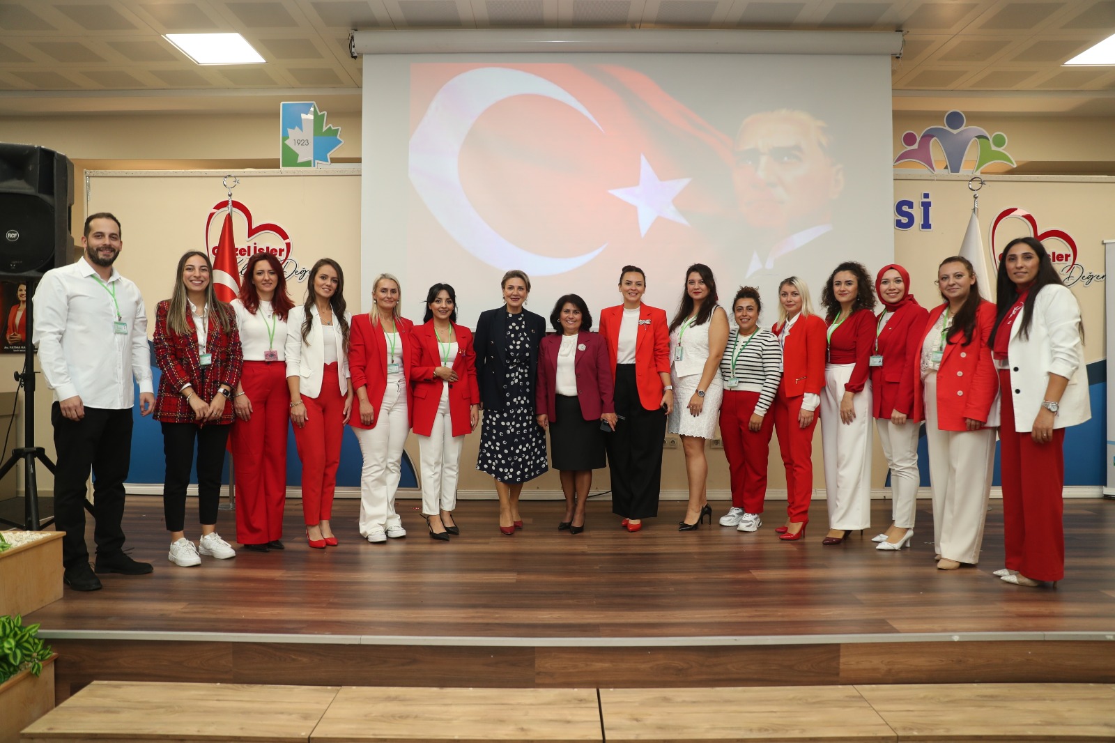 Cumhuriyetin 101’nci yılını coşkuyla kutladı (16)