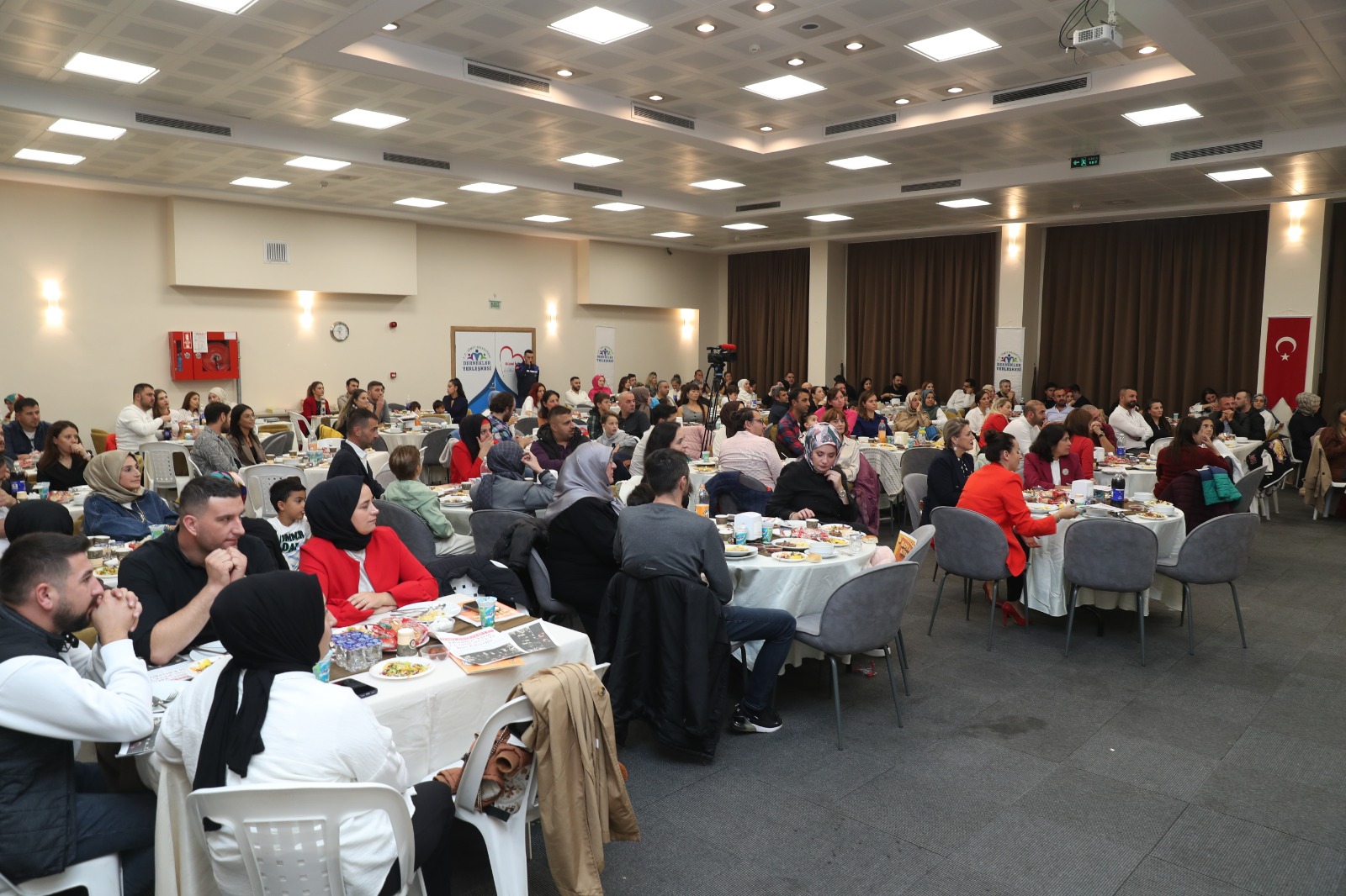 Cumhuriyetin 101’nci yılını coşkuyla kutladı (5)
