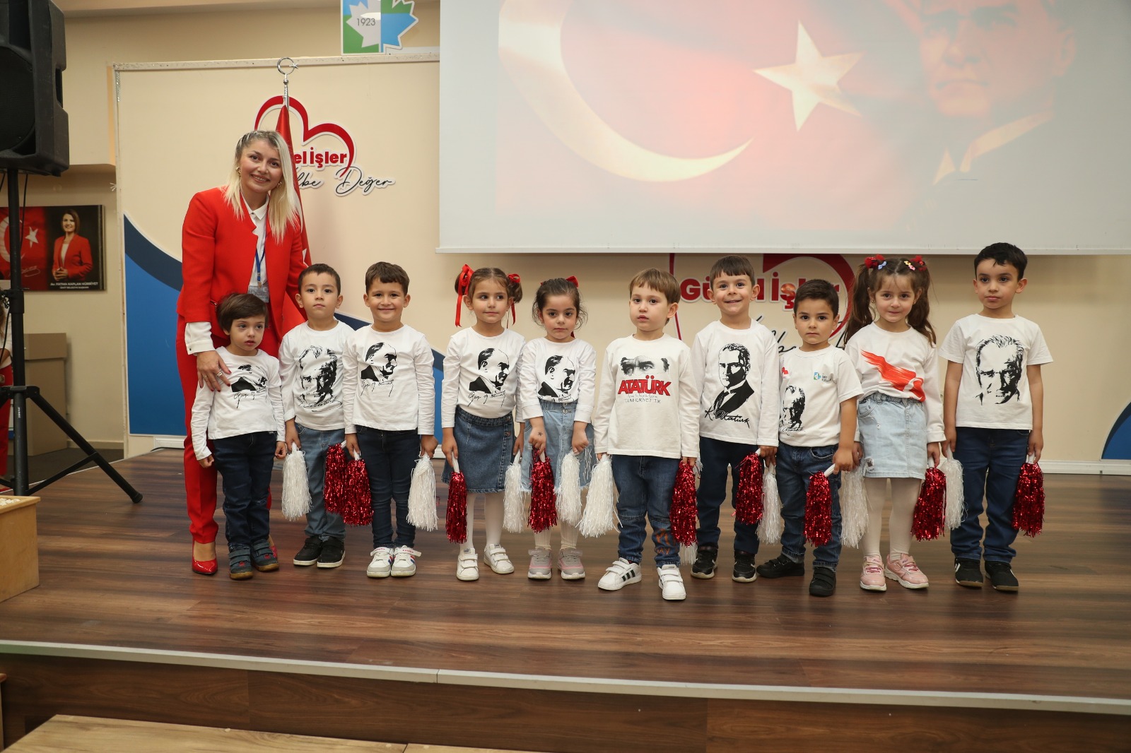 Cumhuriyetin 101’nci yılını coşkuyla kutladı (8)