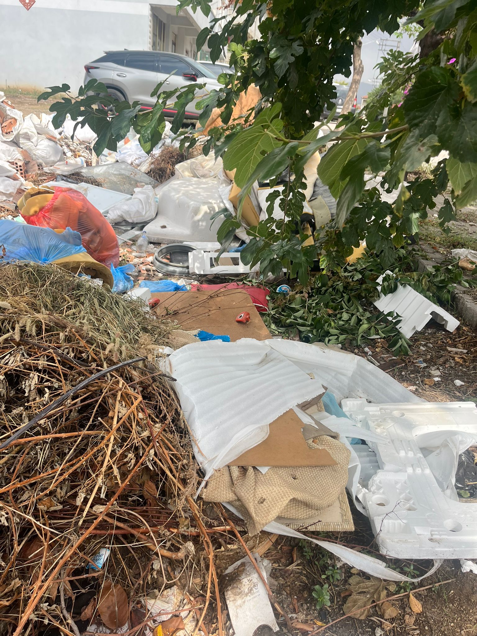 Diğer ilçelerden gelen çöp manzaraları 2 (1)