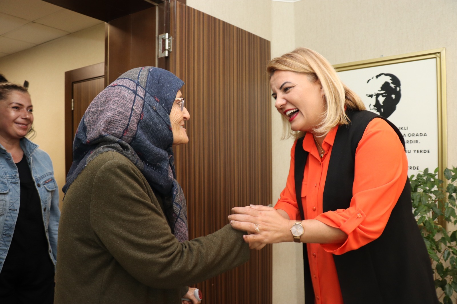 Hürriyet, Halk Günü Programında vatandaşları dinledi (10)