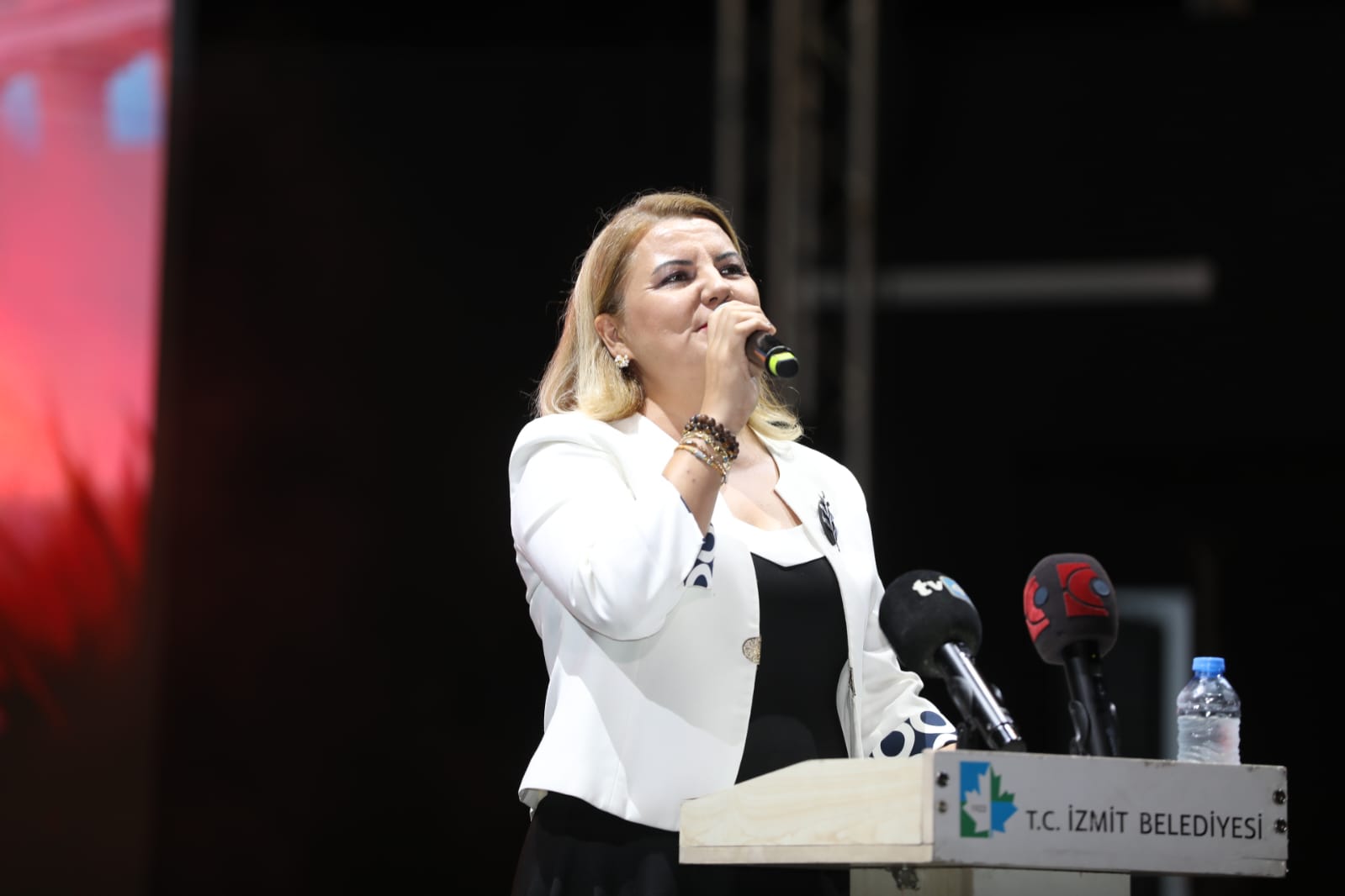 Izmit Belediye Baskani Fatma Kaplan Hürriyet