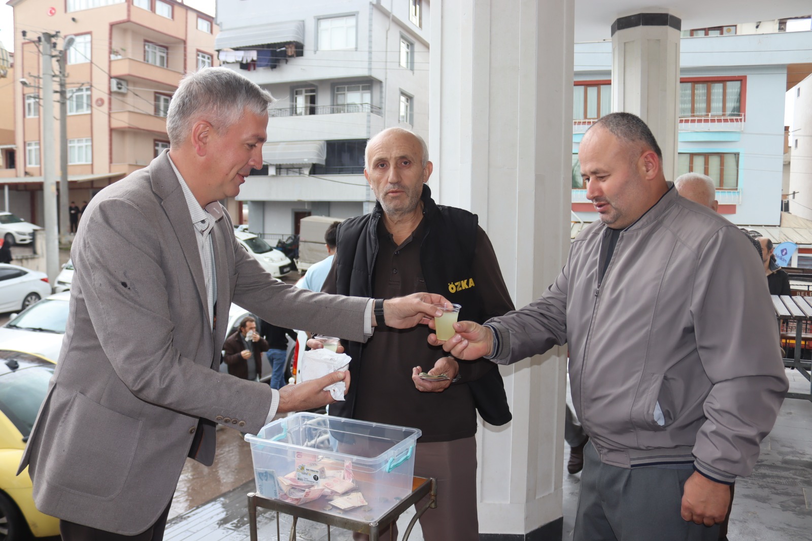 Izmit Belediyesi Bogaz Içi Camii Cemaati ile bulustu (2)
