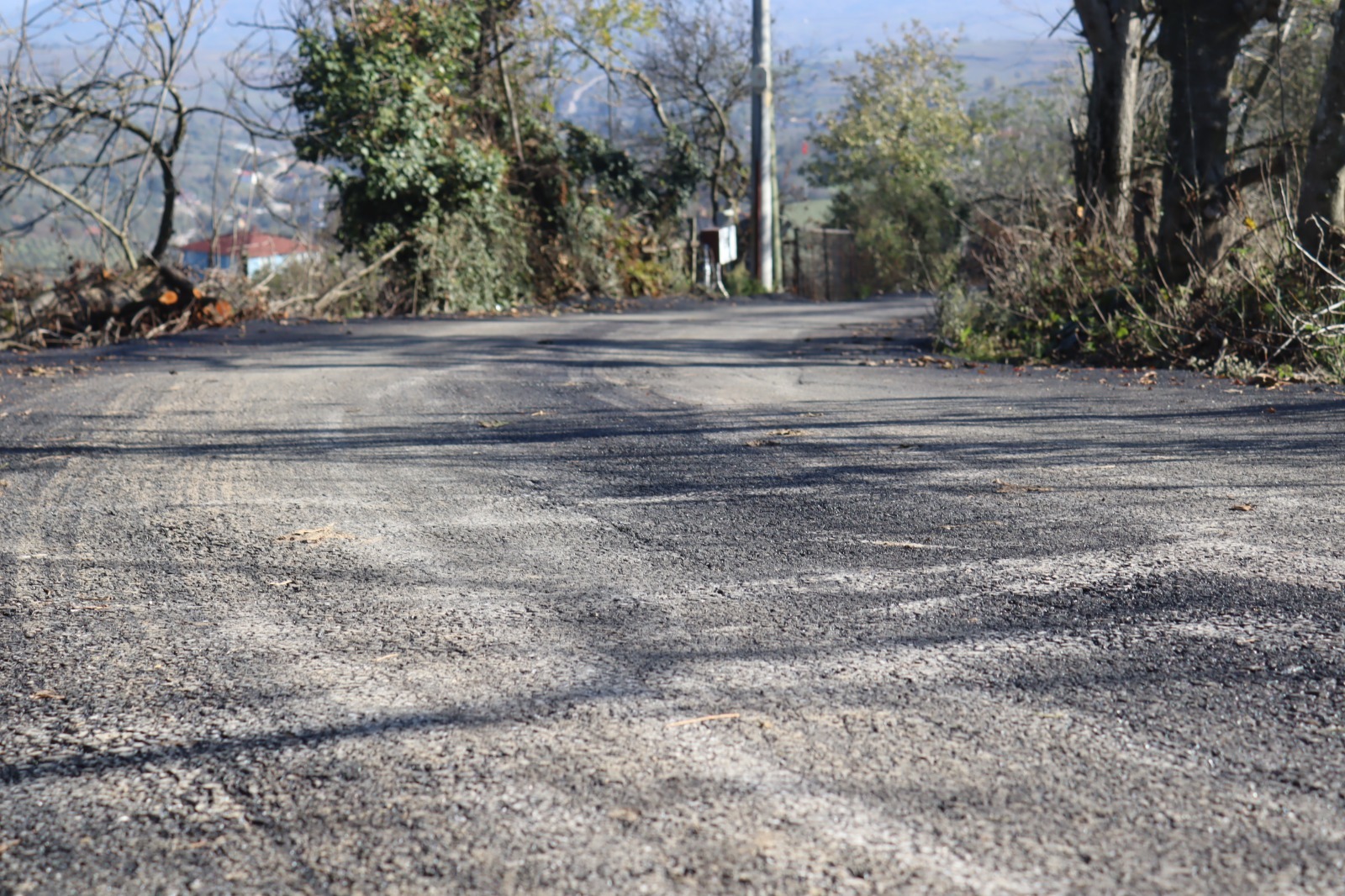 İzmit Belediyesi, Kısalar Mahallesi’nde yol çilesine son verdi (3)