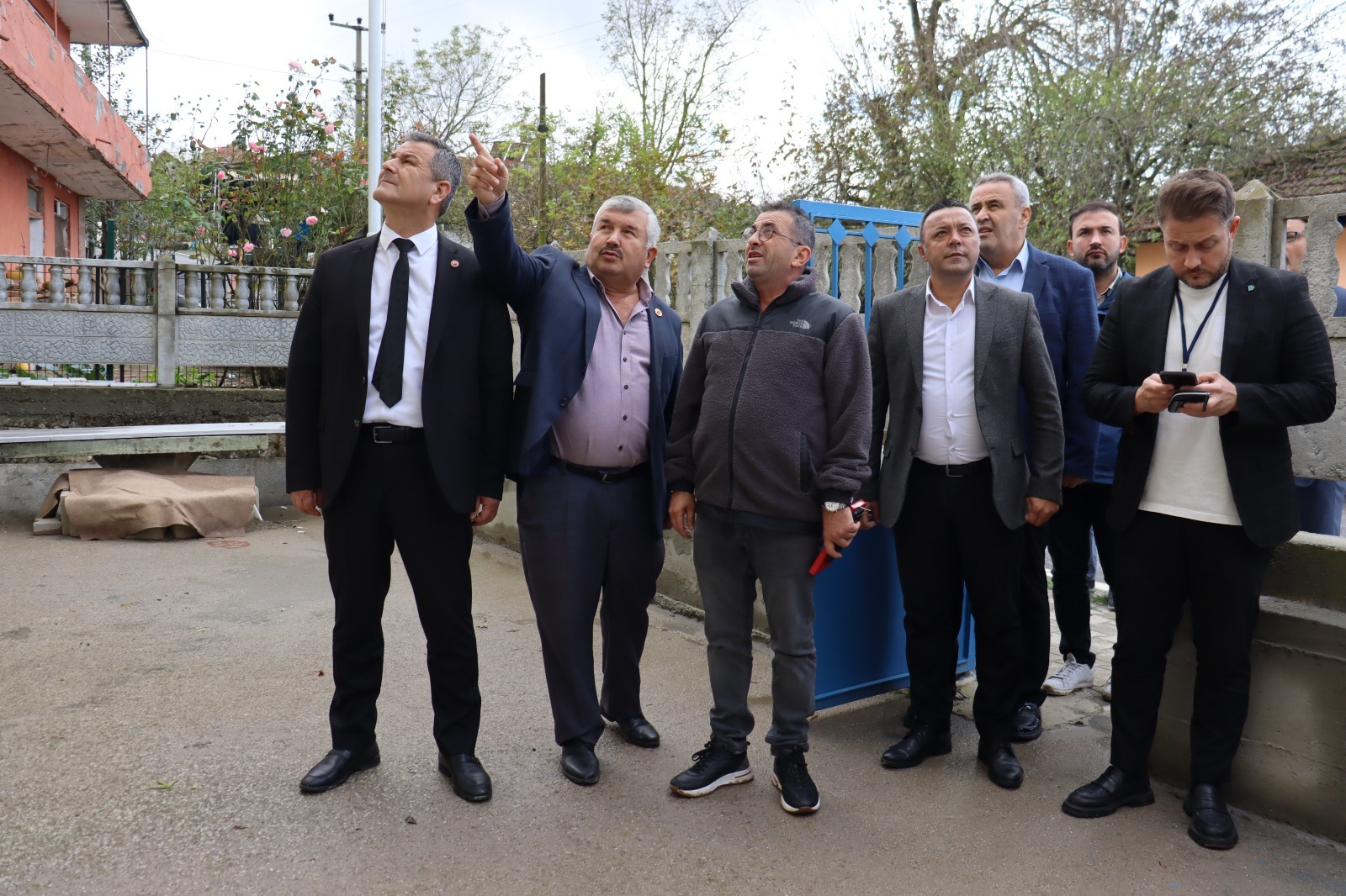 İzmit Belediyesi bu hafta Bulduk Mahallesi sakinlerini dinledi (12)