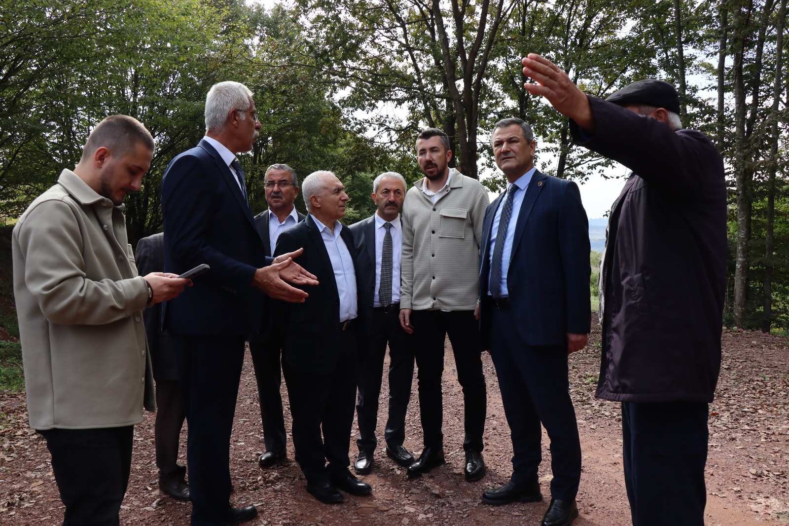 Izmit Belediyesi mahalle ziyaretleriyle halkin nabzini tutuyor (10)