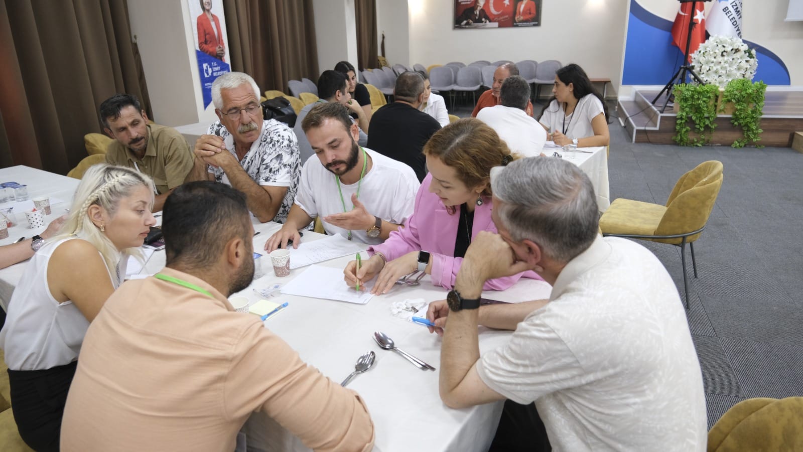 İzmit Belediyesinden 2. Yerel Eşitlik Eylem Planı Çalıştayı (1)