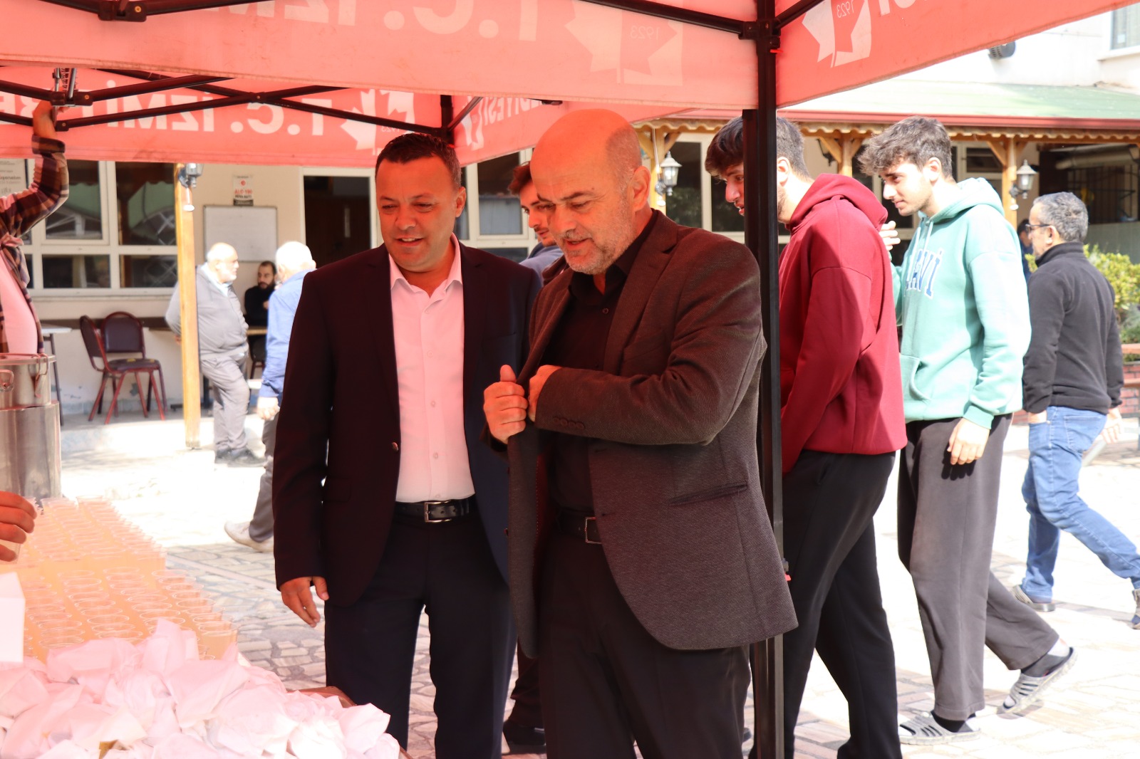 Izmit Belediyesinden Bekirdere Bahar Camiinde cuma ziyareti (4)