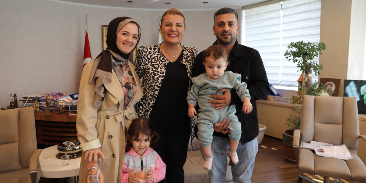 SMA’LI ESLAM LİNA’NIN AİLESİNDEN BAŞKAN HÜRRİYET’E TEŞEKKÜR ZİYARETİ