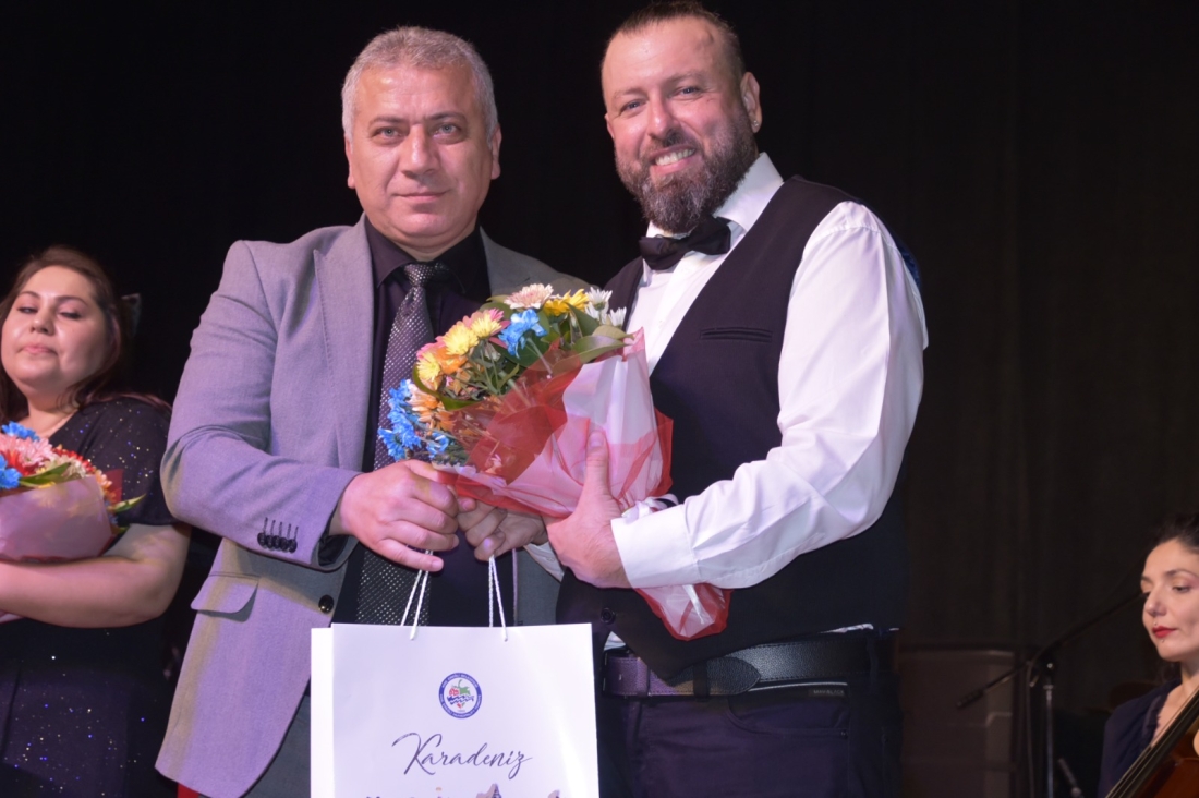 101'nci yilda Karadeniz Eregli'de Izmit Belediyesi Kent Orkestrasi rüzgari (6)
