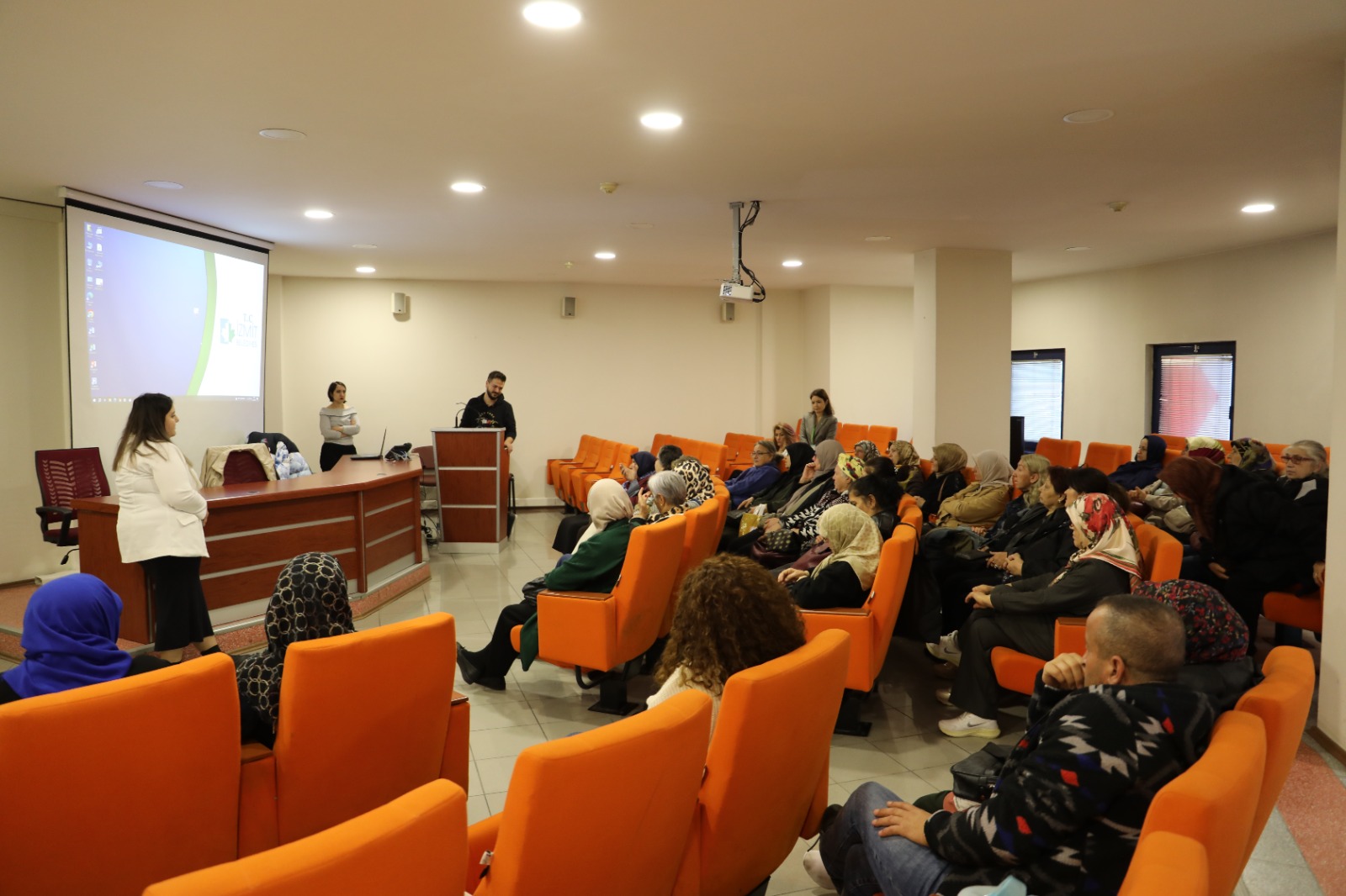 Asırlık Çınar Evi sakinleri ev kazalarına karşı bilinçlendirildi (3)