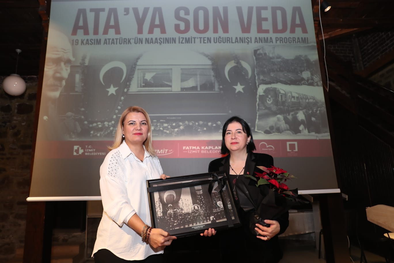 Atatürk naaşının İzmit’ten Ankara’ya uğurlanışının 86. yılında özlemle anıldı (4)