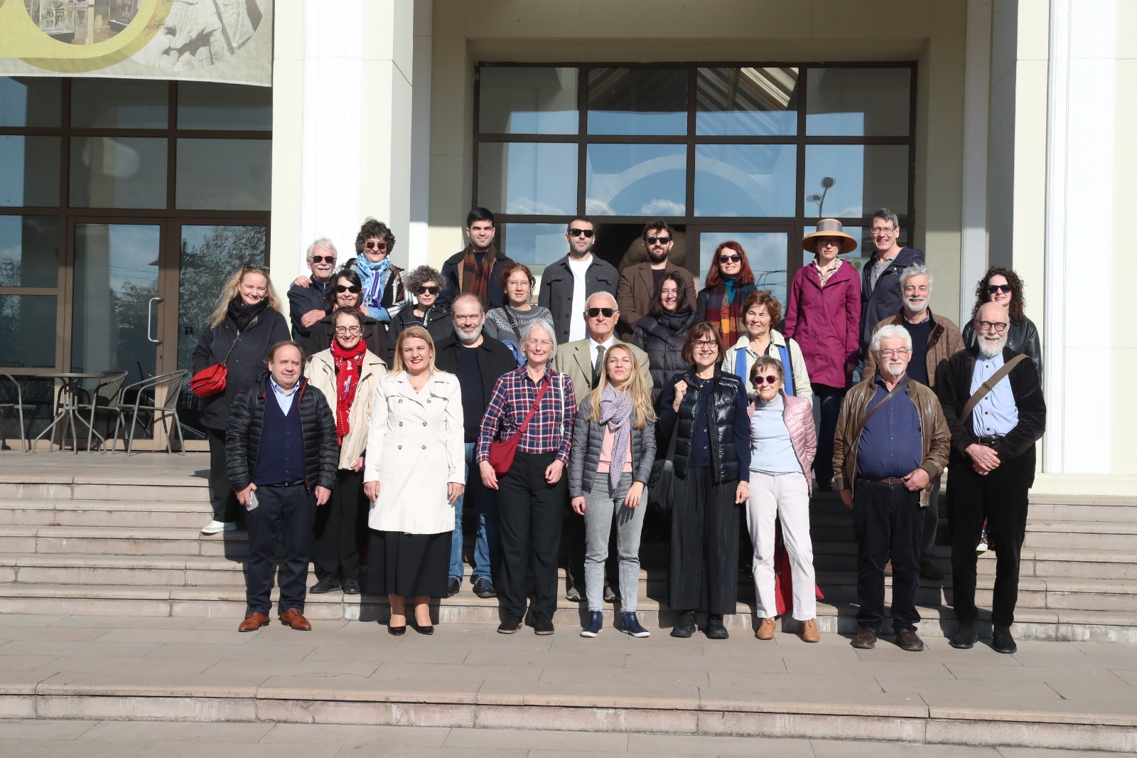Baskan Hürriyet tarihçi akademisyenlerle bulustu (1)