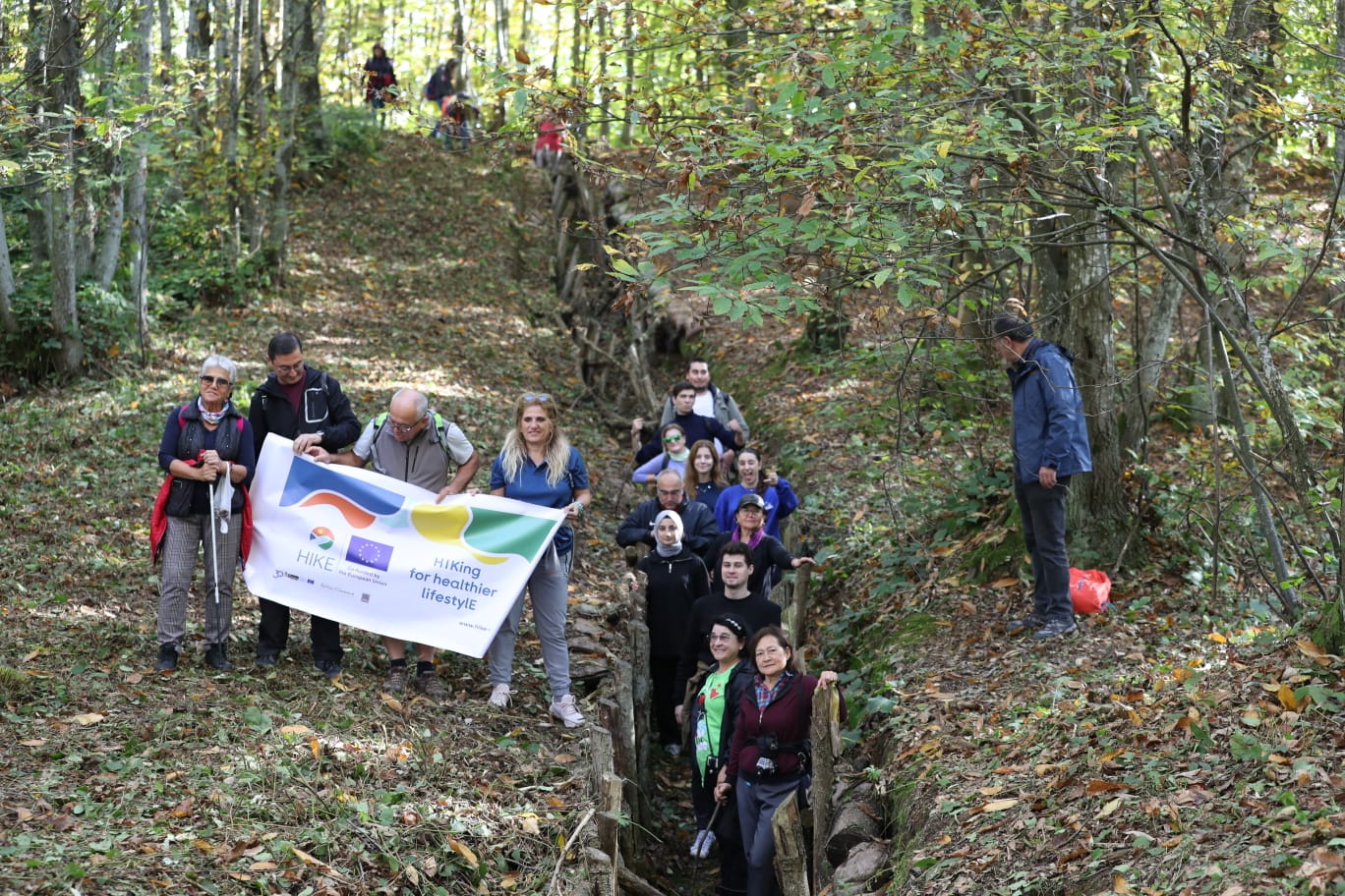 HIKE Projesinde 2. gün Izmit'in Hosgörü Yolu'nda adimlar saglikla bulusuyor (6)