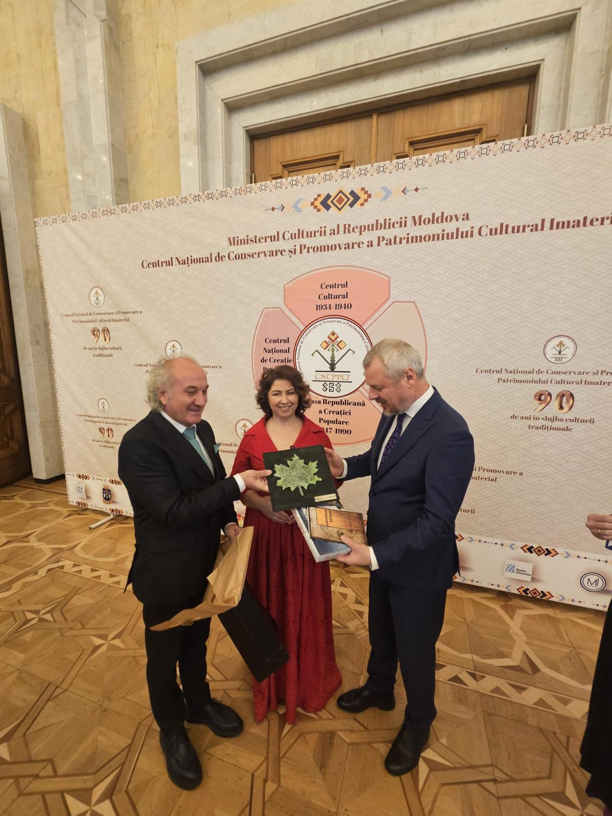 İzmit Belediyesi Sanat Akademisi, kenti gururlandırmaya devam ediyor (3)