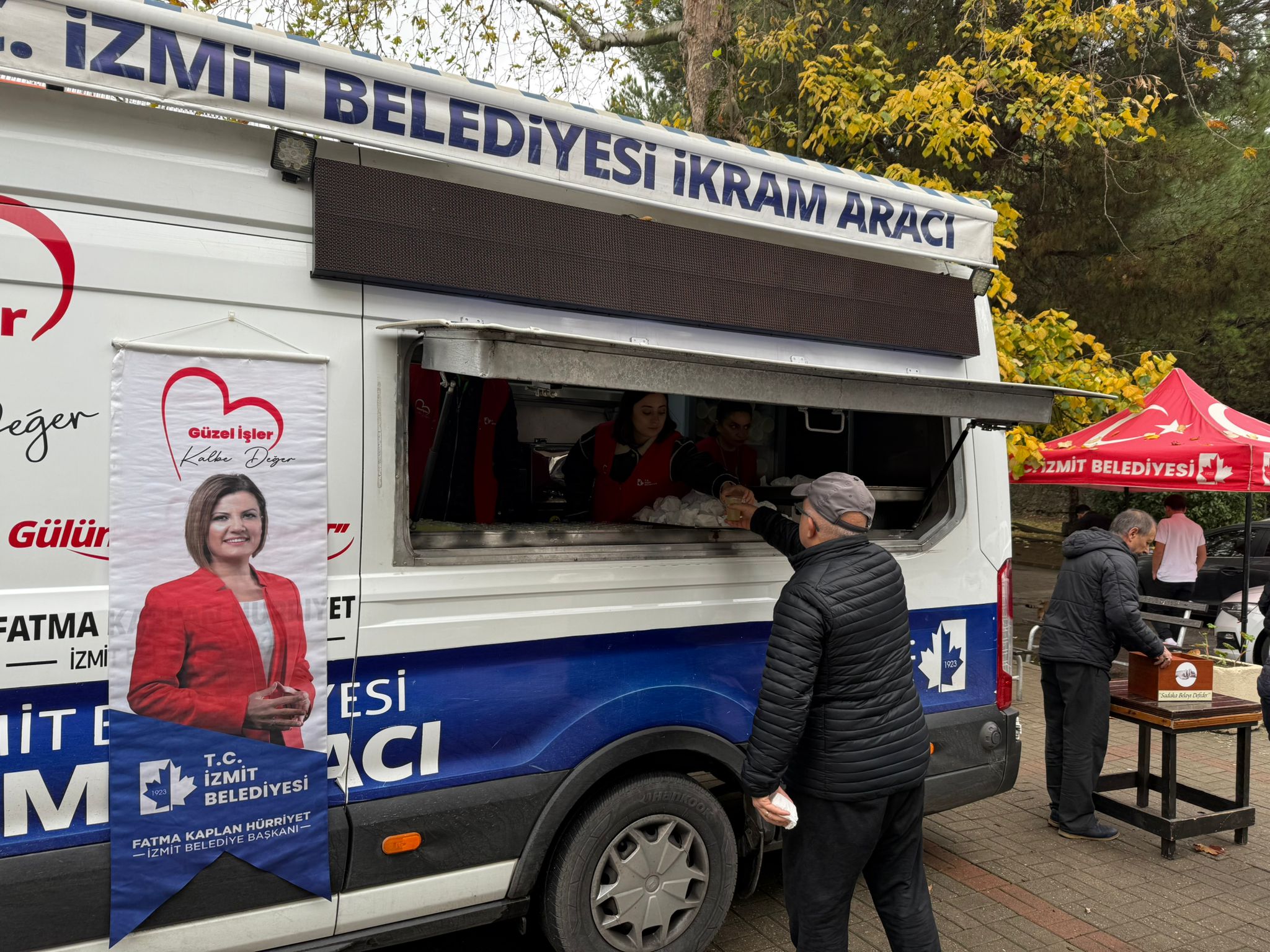 Izmit Belediyesi, Sirintepe Orhangazi Camii cemaati ile bir araya geldi (5)