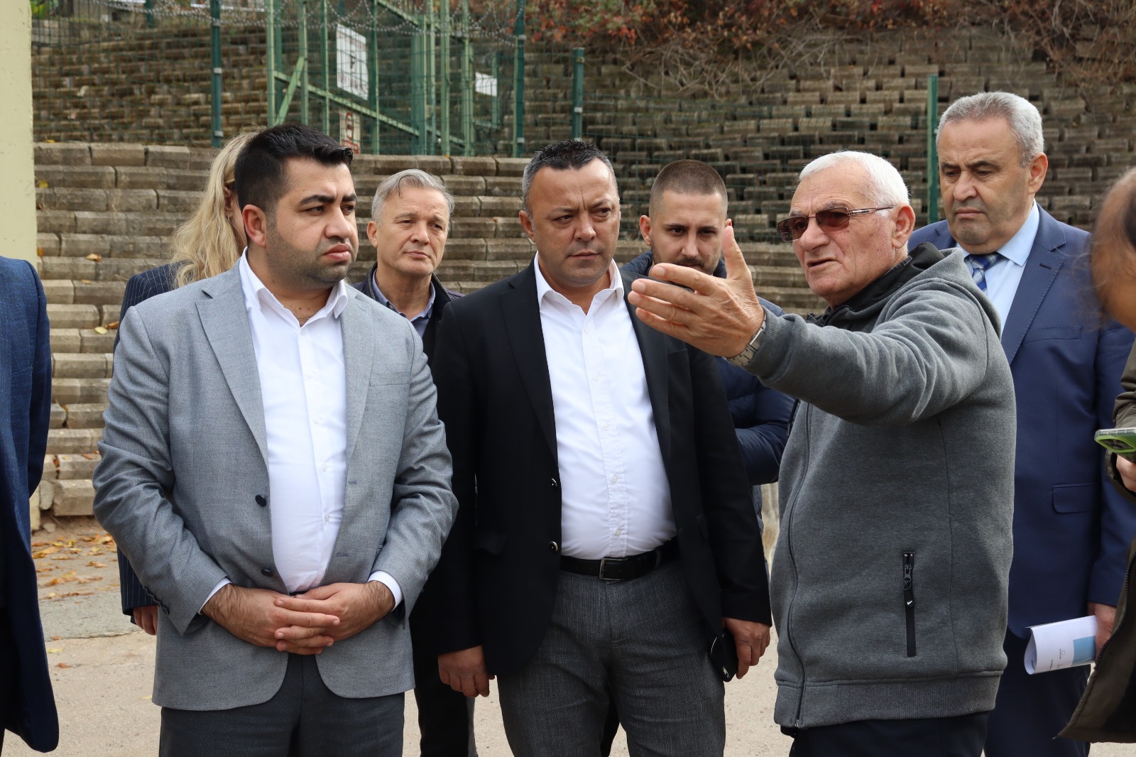 Izmit Belediyesi yetkililerinin son duragi Akpinar ve Sirintepe oldu (1)