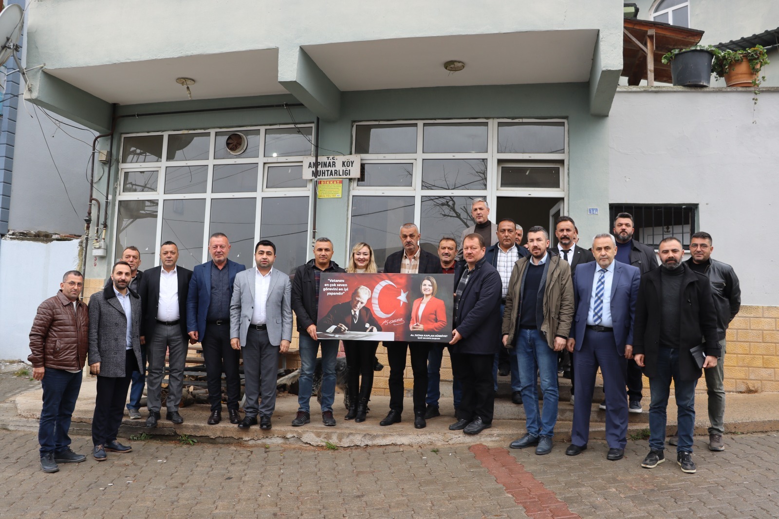Izmit Belediyesi yetkililerinin son duragi Akpinar ve Sirintepe oldu (7)