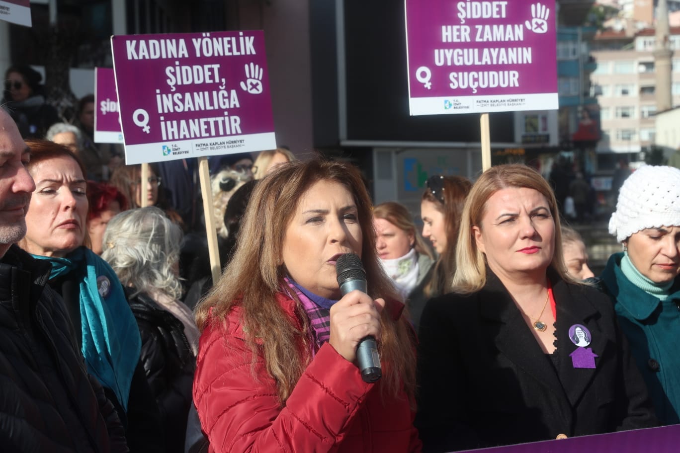 İzmit’ten Kadına yönelik şiddete karşı farkındalık yürüyüşü (4)