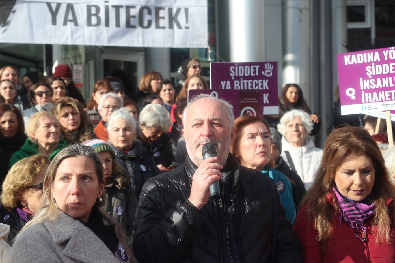 İzmit’ten Kadına yönelik şiddete karşı farkındalık yürüyüşü (5)