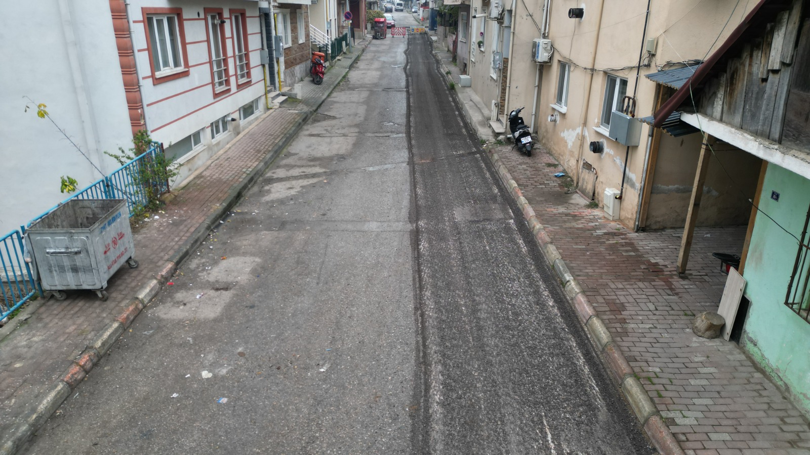 İzmit Belediyesi Başaran Caddesi’nde verdiği sözü yerine getiriyor (1)