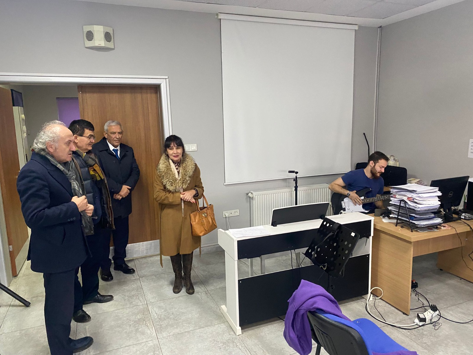 İzmit Belediyesi İstanbullu sanatçıları misafir etti (3)