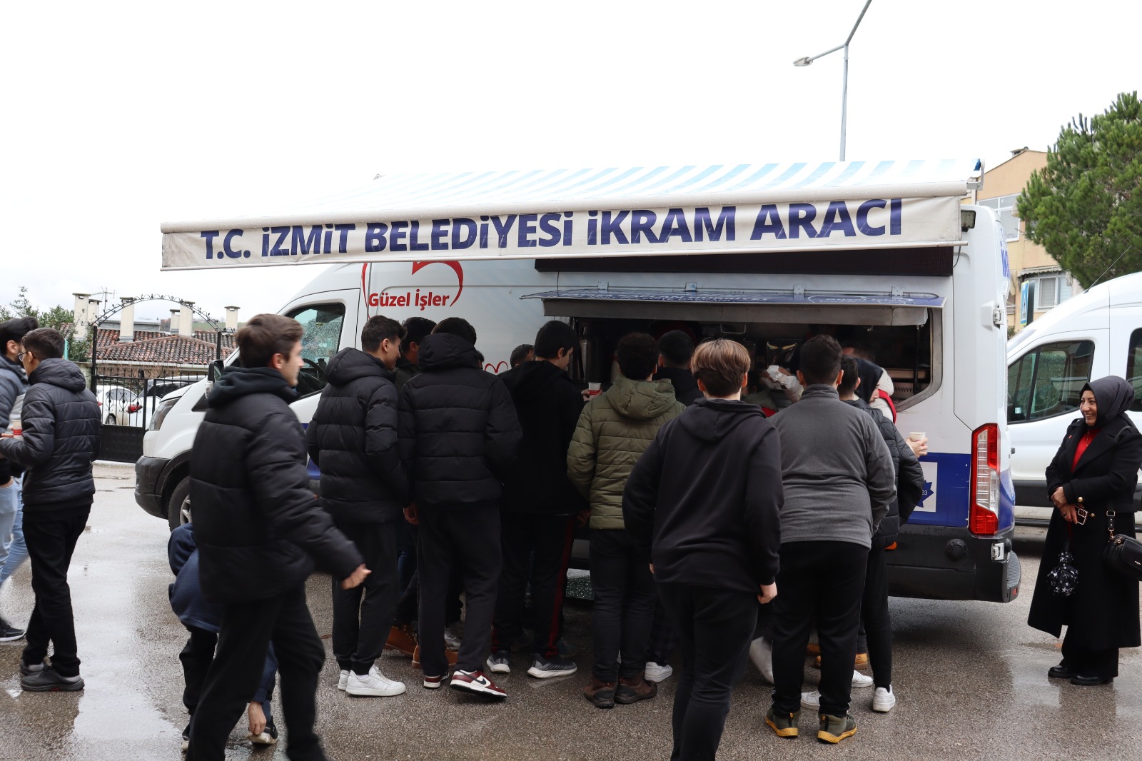 Izmit Belediyesi, Malta Mahallesi Merkez Camii cemaati ile bulustu (4)