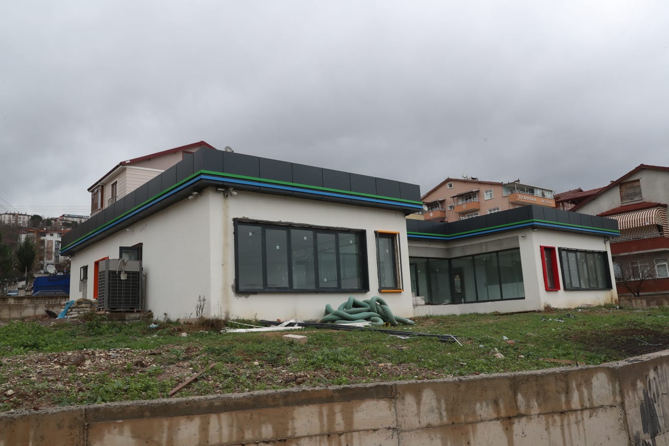 Izmit Belediyesi, Sehit Polis Seyda Yilmaz'in adini Çinar Çocuk Evi'nde yasatacak (1)