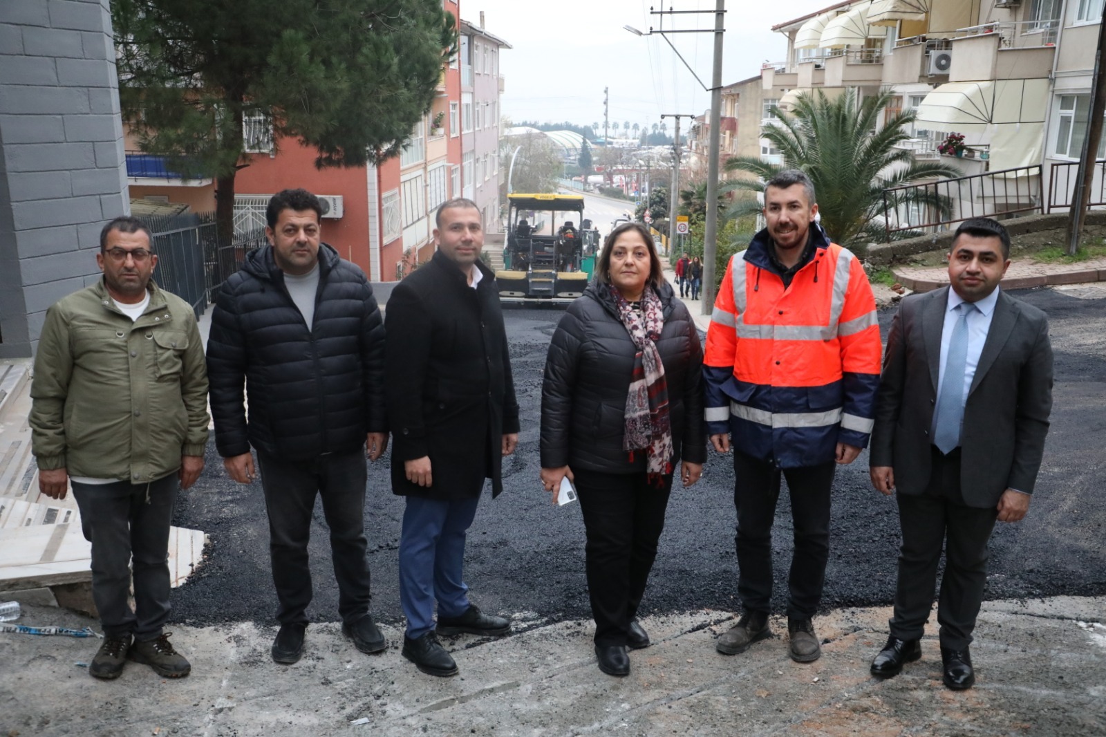 Izmit Belediyesi Yenimahalle'deki yol çalismasinda sona geldi (11)