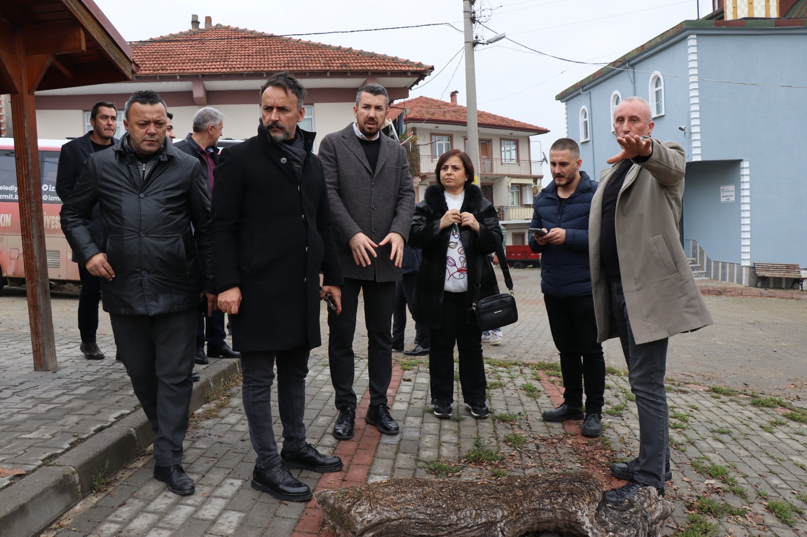 İzmit Belediyesi bu hafta Kulfallı ve Kabaoğlu sakinlerine kulak verdi (12)