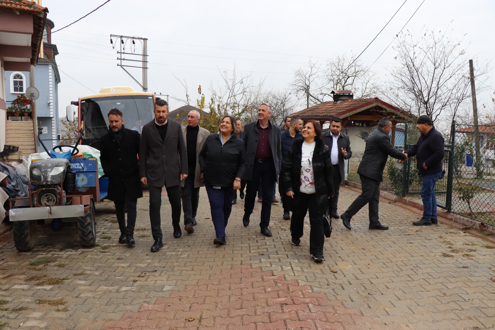 İzmit Belediyesi bu hafta Kulfallı ve Kabaoğlu sakinlerine kulak verdi (13)
