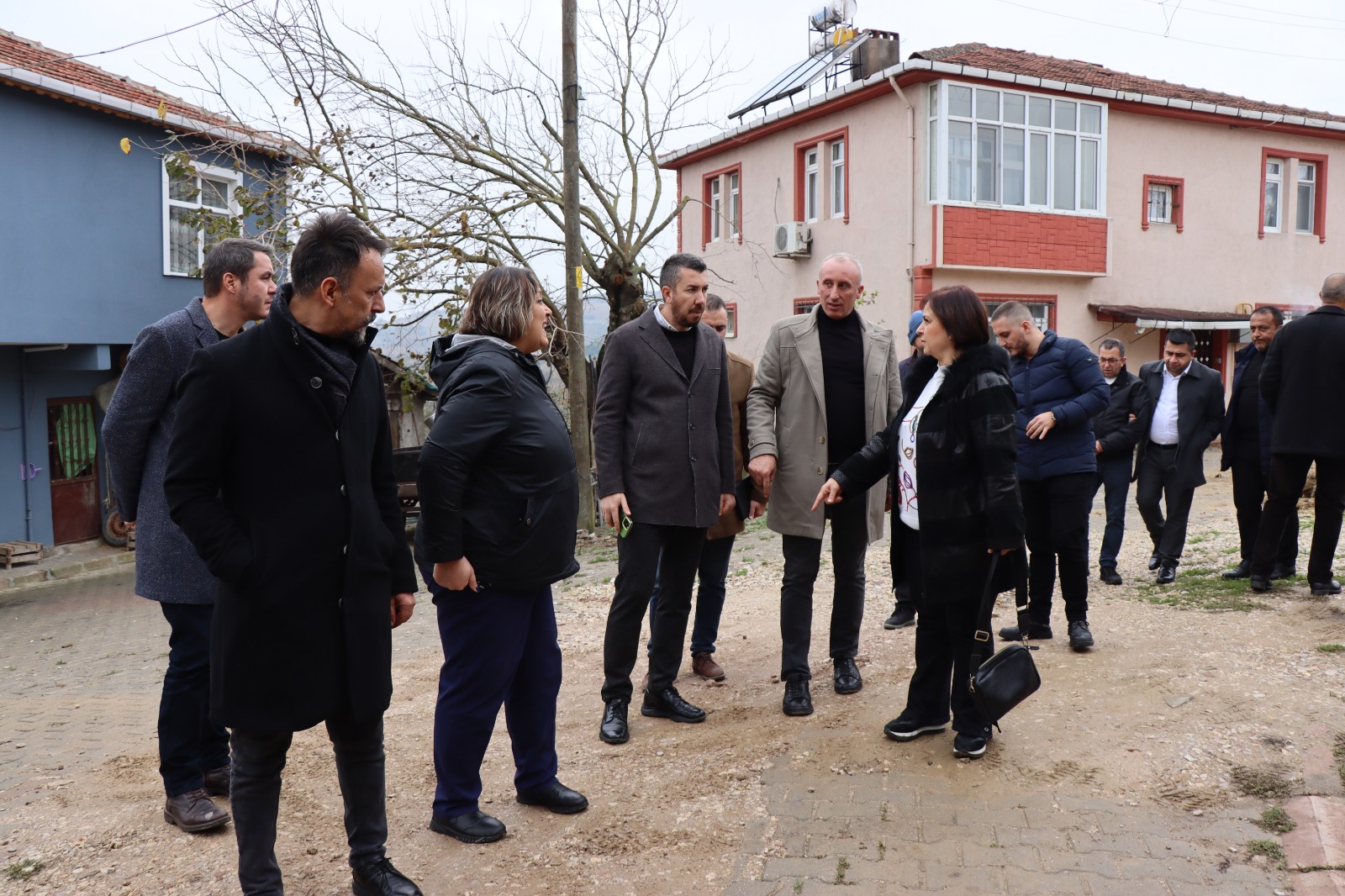 İzmit Belediyesi bu hafta Kulfallı ve Kabaoğlu sakinlerine kulak verdi (14)