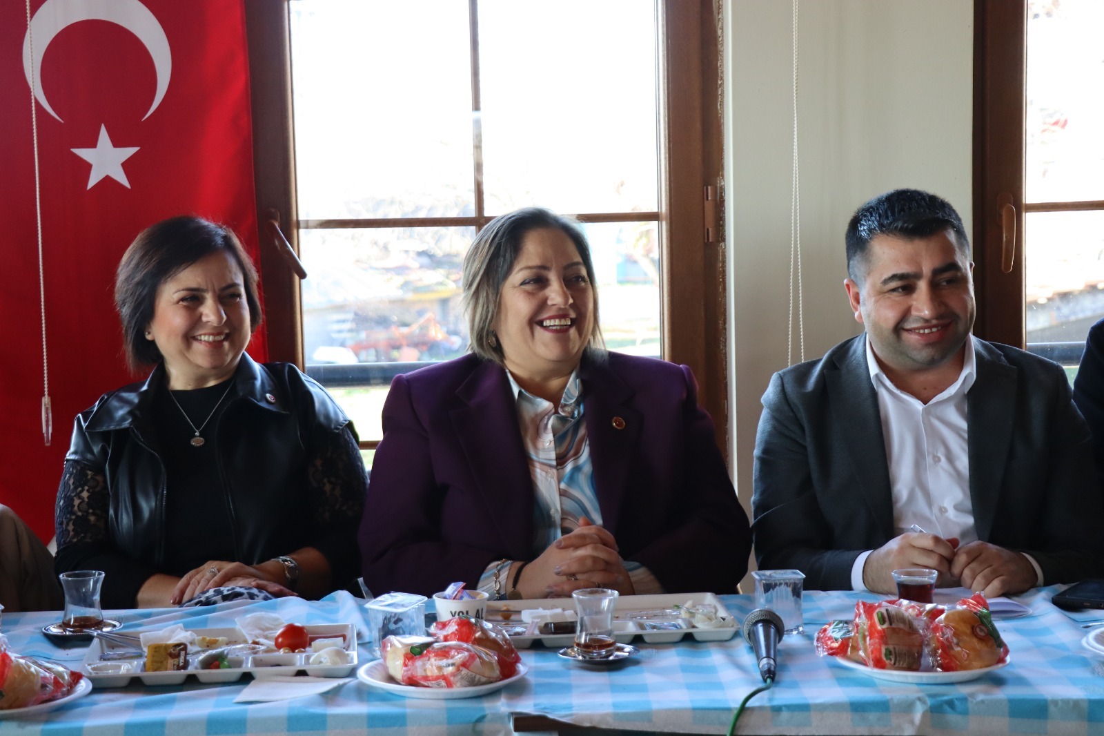 İzmit Belediyesi kırsal mahalle muhtarlarıyla buluştu (9)