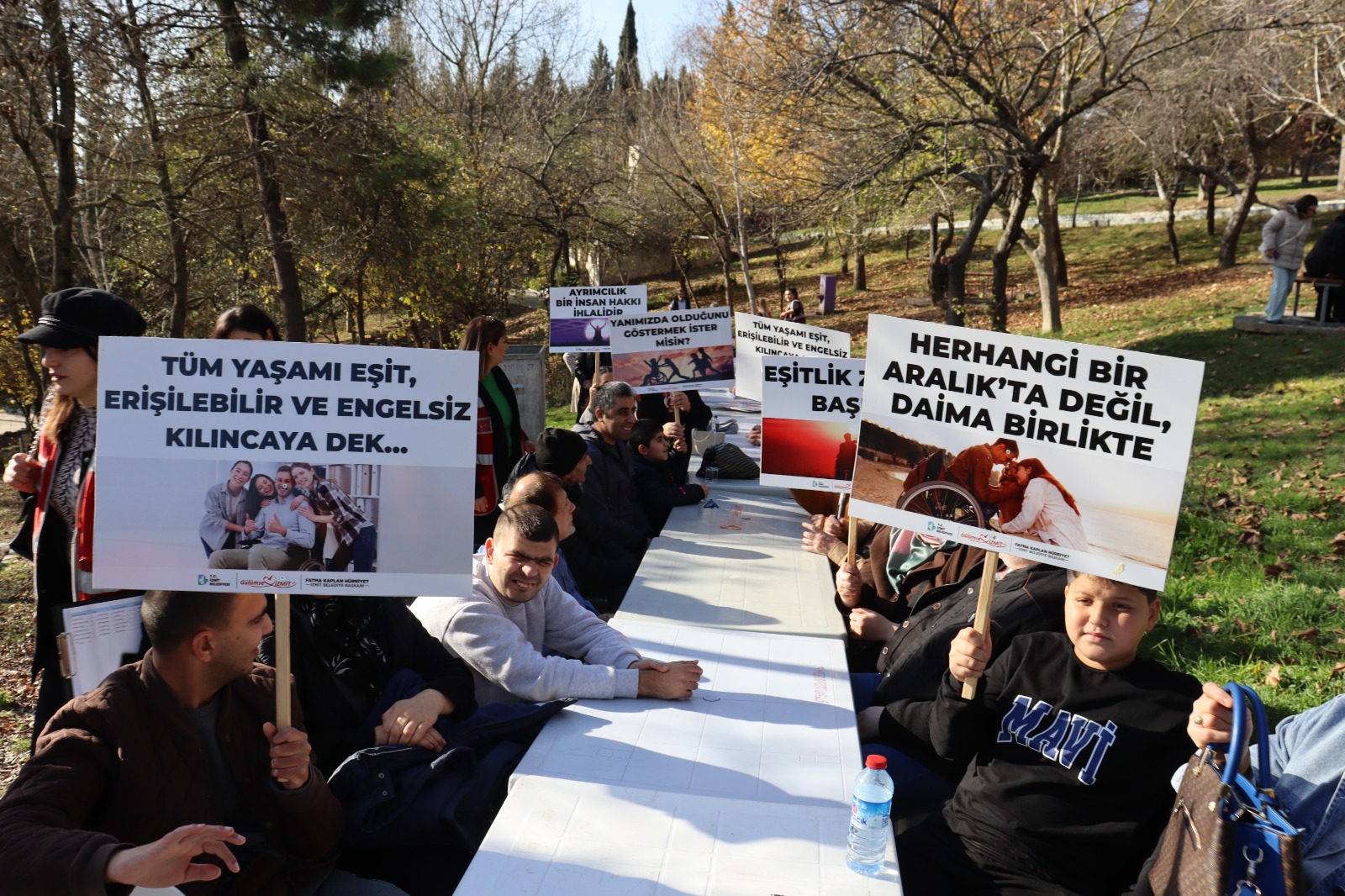 Izmit Belediyesinin engelleri asan günleri renkli Engelsiz Kis Piknigiyle basladi (4)